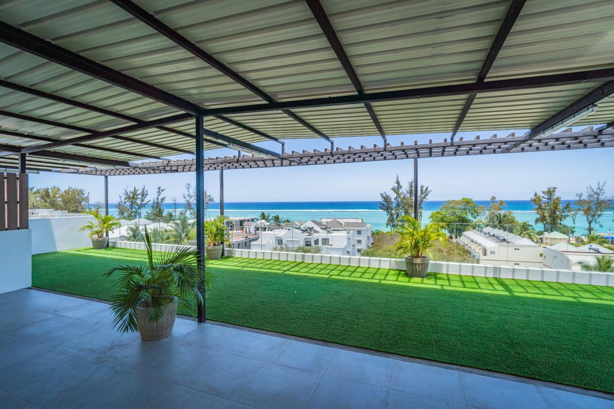 Driftwood Beach Apartment "Oasis In Paradise" Flic en Flac Екстер'єр фото